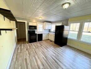 109 Riley St in Westminster, SC - Building Photo - Building Photo