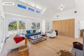 25 Lamb Ave in Quogue, NY - Building Photo - Building Photo