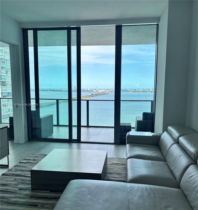 480 NE 31st St in Miami, FL - Building Photo - Building Photo