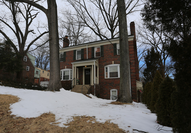 908 Hudson Ave in Takoma Park, MD - Building Photo - Building Photo