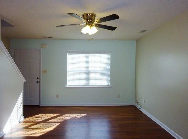 2005 Grandeur Ave in Jacksonville, NC - Building Photo - Building Photo