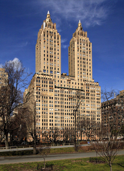 El Dorado in New York, NY - Foto de edificio