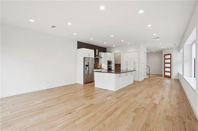 2329 Vagas St in Dallas, TX - Building Photo