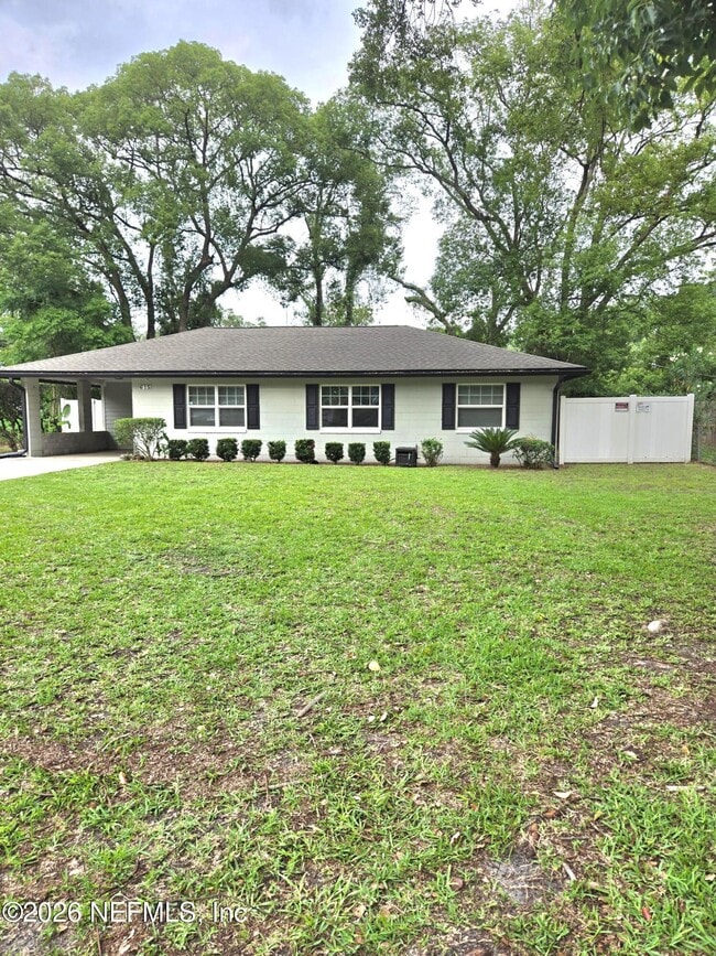 property at 615 Luna Ct