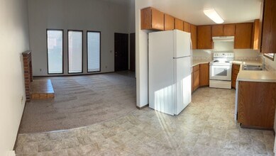 1212 N Burns Rd in Spokane Valley, WA - Building Photo - Building Photo