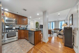 727 Monroe St in Hoboken, NJ - Building Photo - Building Photo