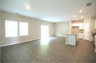 2078 Nuthatch Dr in Hoschton, GA - Building Photo - Building Photo