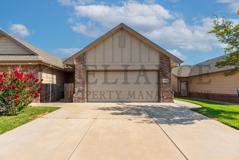 13630 W Nantucket St in Wichita, KS - Building Photo
