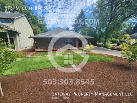 675 Ratcliff Dr SE in Salem, OR - Building Photo