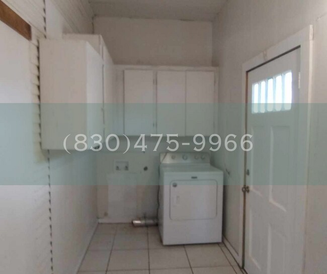 808 S Terrell St in Falfurrias, TX - Building Photo - Building Photo