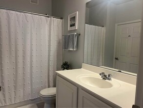 42544 Hollyhock Ter, Unit 42544 Hollyhock Ter in Brambleton, VA - Building Photo - Building Photo