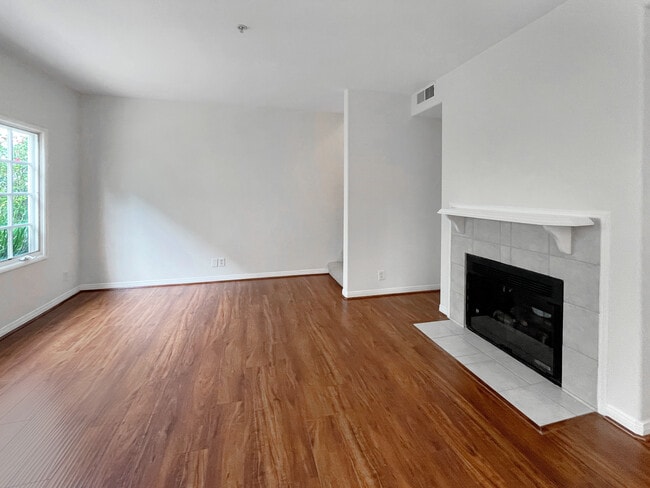 42 N Michigan Ave in Pasadena, CA - Building Photo - Building Photo