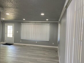 425 W 2nd Pl in Spring Valley, IL - Building Photo - Building Photo