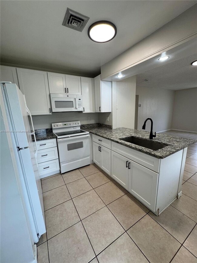 property at 182 W 28th St