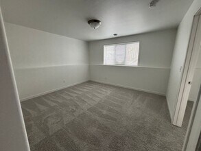 7295 30th St S in Fargo, ND - Building Photo - Building Photo