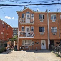 84-26 169th St in Queens, NY - Building Photo