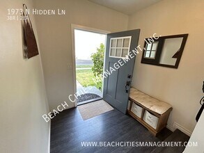 1973 N Hidden Ln in Long Beach, CA - Building Photo - Building Photo