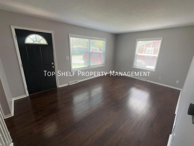 308 SW Westview Dr in Ankeny, IA - Building Photo - Building Photo