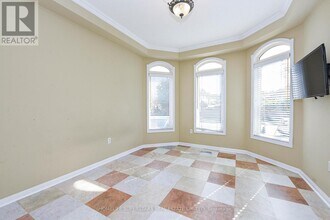 1649 Westbridge Way in Mississauga, ON - Building Photo - Building Photo