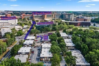 1700 SW 16th Ct, Unit SHE 28 in Gainesville, FL - Foto de edificio - Building Photo