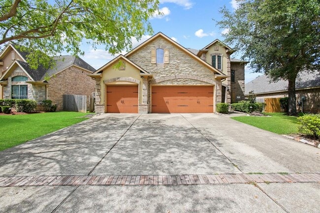property at 1606 Sunderland Dr