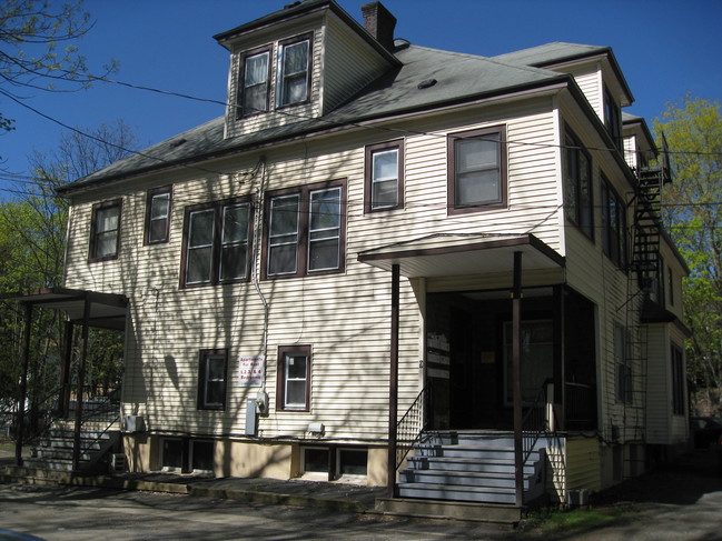 9 Weidman Pl in Oneonta, NY - Foto de edificio - Building Photo