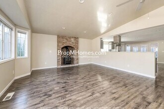 29459 SW Yosemite St in Wilsonville, OR - Building Photo - Building Photo