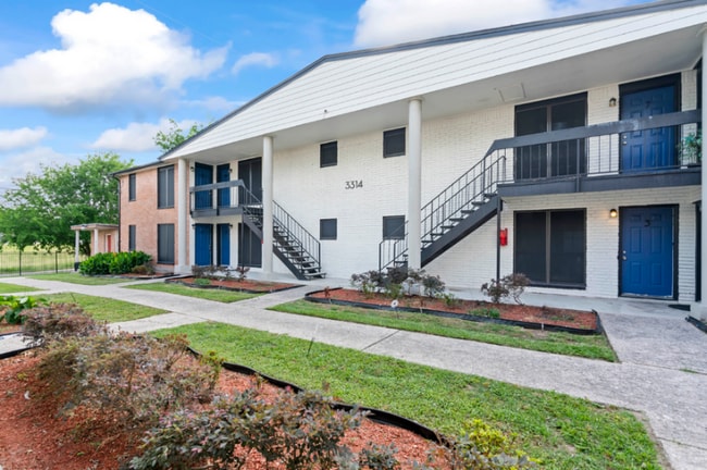 3316 N MacGregor Way in Houston, TX - Building Photo - Building Photo