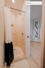 Room in Shared 4 bed/4 bath home in Brooklyn, NY - Building Photo - Building Photo