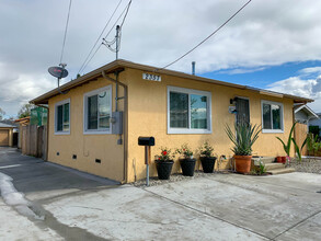 2357 246th Pl in Lomita, CA - Building Photo - Building Photo