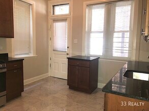 2626 N Wilton Ave in Chicago, IL - Building Photo - Building Photo