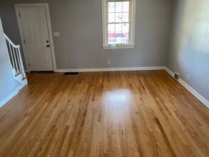 11 N Colonial Dr in Hagerstown, MD - Building Photo - Building Photo