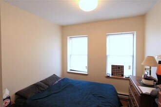 41 Ivaloo St, Unit 8 in Somerville, MA - Building Photo - Building Photo