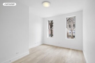 78 N Henry St in Brooklyn, NY - Building Photo - Building Photo