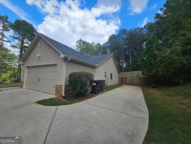 63 Concord Ct in Senoia, GA - Building Photo - Building Photo