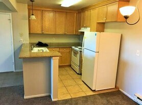 1333 N Camino Alto, Unit 2 bed 1 bath Condo in Vallejo, CA - Building Photo