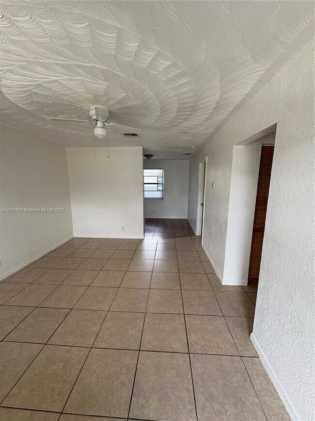 4120 SW 19th St in West Park, FL - Building Photo - Building Photo