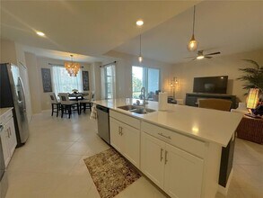 14221 Heritage Landing Blvd, Unit 1627 in Punta Gorda, FL - Building Photo - Building Photo