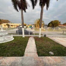 25420 SW 124th Pl in Homestead, FL - Building Photo - Building Photo
