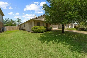 2004 Dry Season Trail in Austin, TX - Building Photo - Building Photo