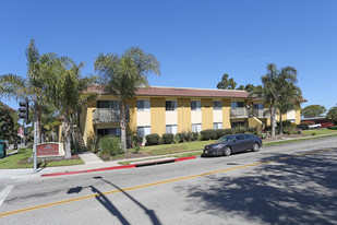 Sunset Cove Apartments