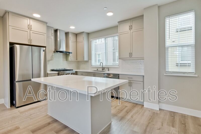 549 Walker Dr in Mountain View, CA - Building Photo