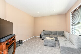 12226 Eddington Place in Fishers, IN - Building Photo - Building Photo