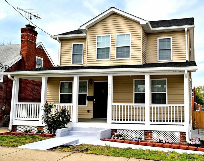 property at 5012 Silver Hill Rd