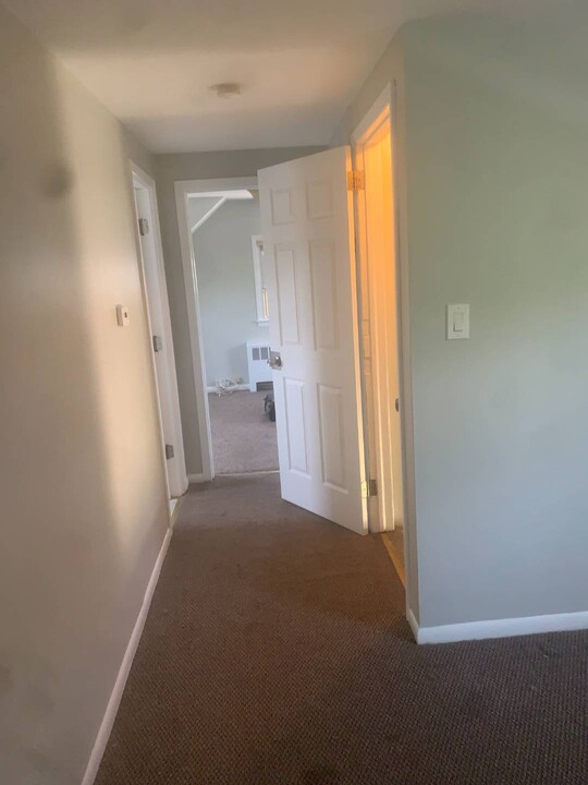 392 Sherbrooke Rd in Lindenhurst, NY - Building Photo