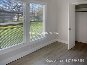 1911 Fawnwood Dr in Bryan, TX - Building Photo - Building Photo