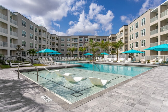 Triton Cay - Fort Myers in Ft. Myers, FL - Building Photo - Building Photo
