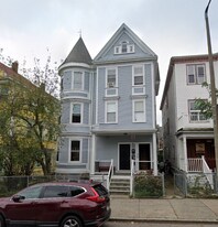 336 Centre St, Unit 1 in Boston, MA - Building Photo