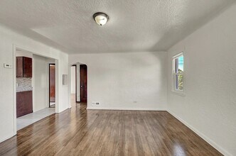 3046 Bruce Randolph Ave, Unit 3046 in Denver, CO - Foto de edificio - Building Photo