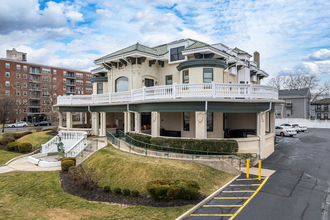 Elks Lodge in Asbury Park, NJ - Building Photo